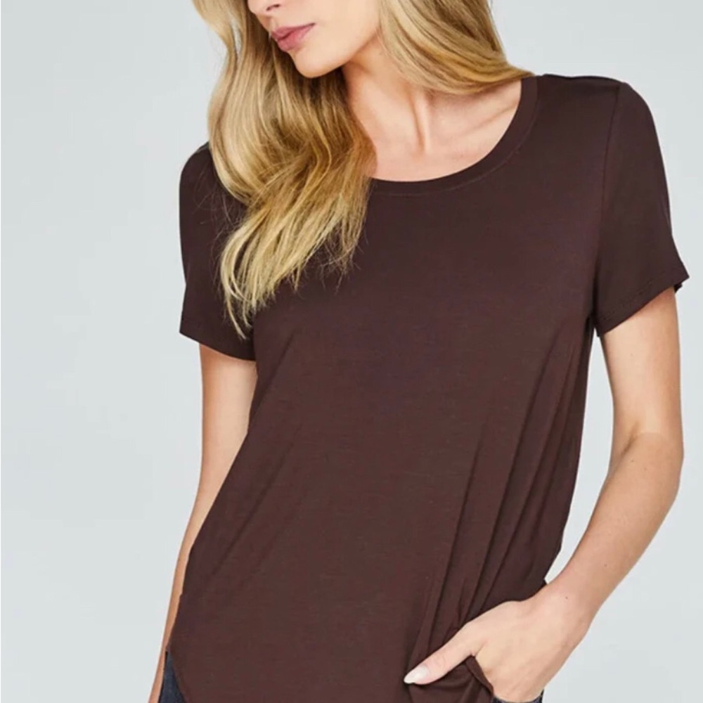 Gentle Fawn Brown Short Sleeve Tee Sz. S/P